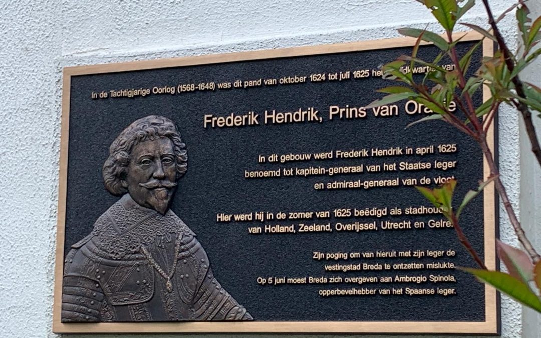 Onthulling plaquette Frederik Hendrik in de Langstraat 1624 – 1625 Waalwijk
